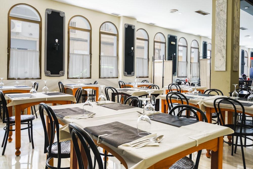 Oyo Hotel Costa Andaluza Motril Zewnętrze zdjęcie